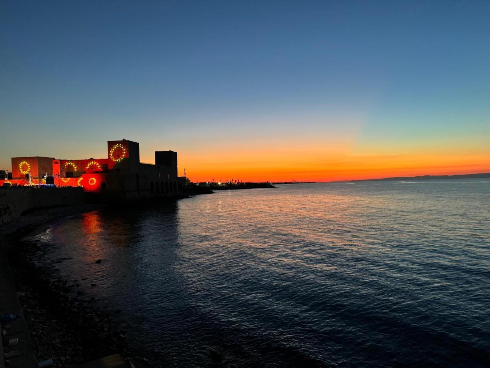 Hotel Dimora Alba Sul Mare Trani Exterior foto